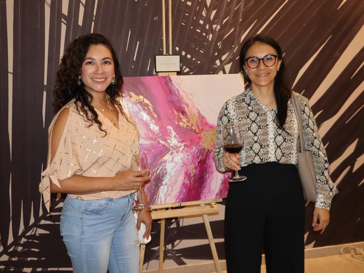 La pintora María José Luna presenta su obra ´Abstracto´