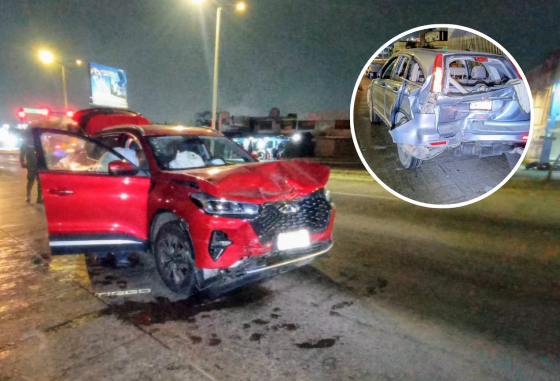 Conductor choca su camioneta contra otra donde iba como tripulante un menor en la avenida Rafael Cuervo