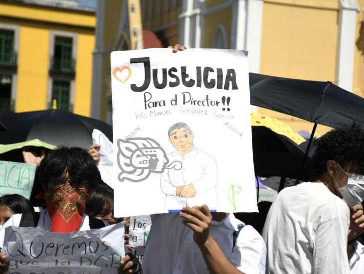Concluye paro estudiantil de la Prepa Juárez en Xalapa; investigarán a director