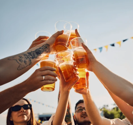 Conoce el truco para enfriar una cerveza en menos de 10 minutos