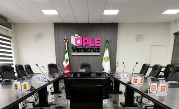 En Xalapa 11 consejos del OPLE están realizando conteo para elección de alcaldías