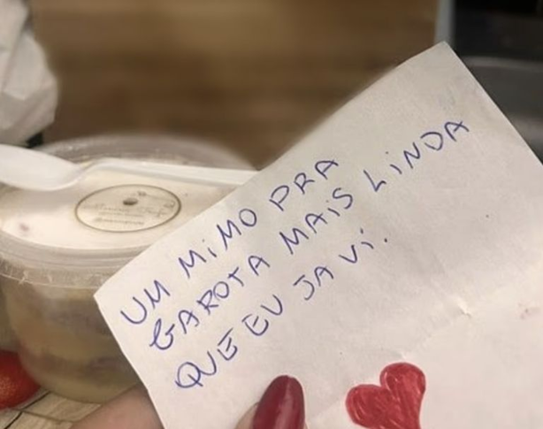 ¡Terrible! Adolescente fallece tras consumir pastel envenenado: Lo habría enviado su amiga