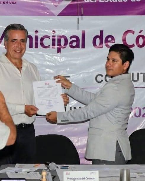 Manuel Alonso Cerezo recibe constancia de mayoría en Córdoba