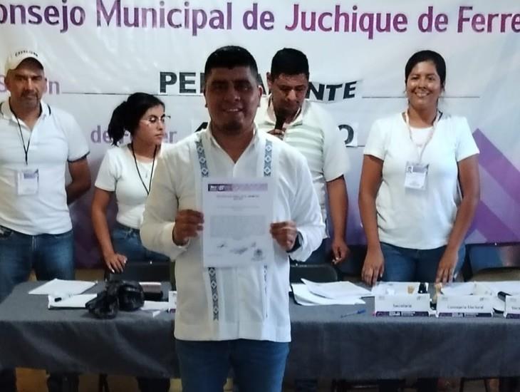 Por estrecho margen, gana Juan Martín González la alcaldía de Juchique de Ferrer