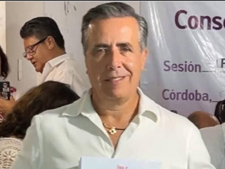 Manuel Alonso Cerezo recibe constancia de mayoría en Córdoba