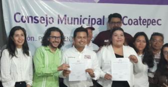 Nacho Luna recibe constancia de mayoría como alcalde electo en Coatepec