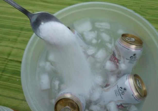 Conoce el truco para enfriar una cerveza en menos de 10 minutos