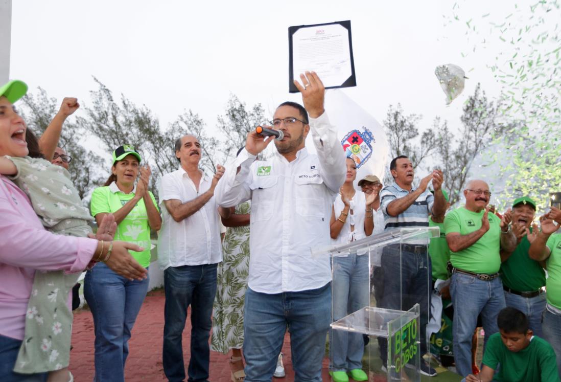 Beto Cobos, ya es presidente electo de Alvarado