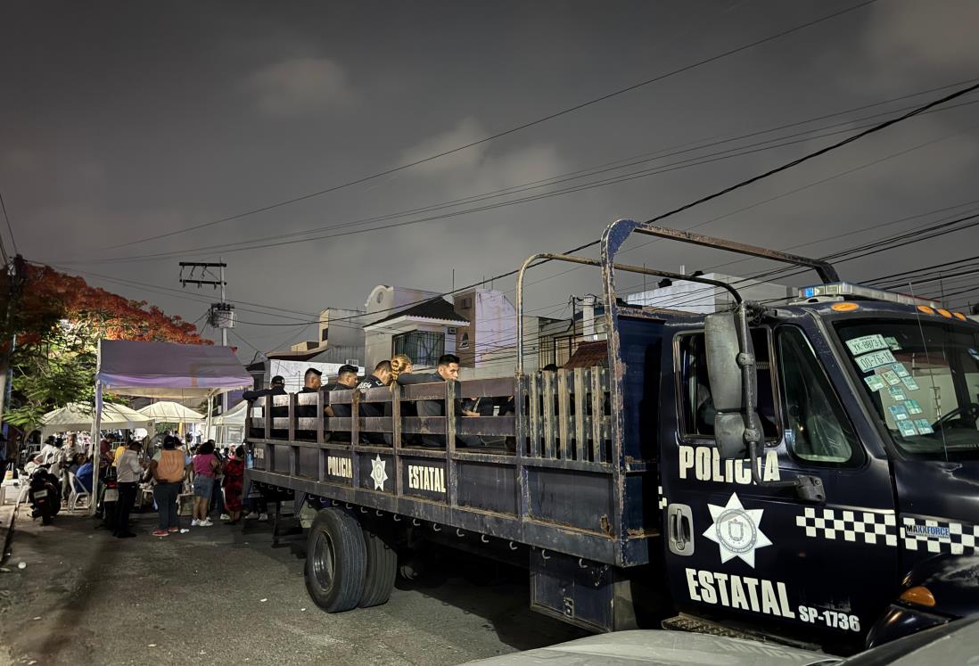 Llegan granaderos de la SSP de Veracruz a resguardar el OPLE de Boca del Río