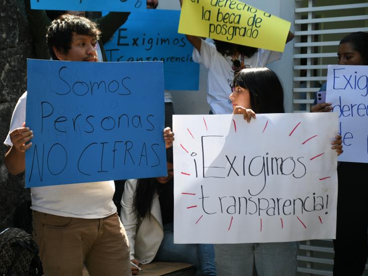 UV promete apoyo parcial a estudiantes sin beca federal; aún sin definir entrega (+VIDEO)