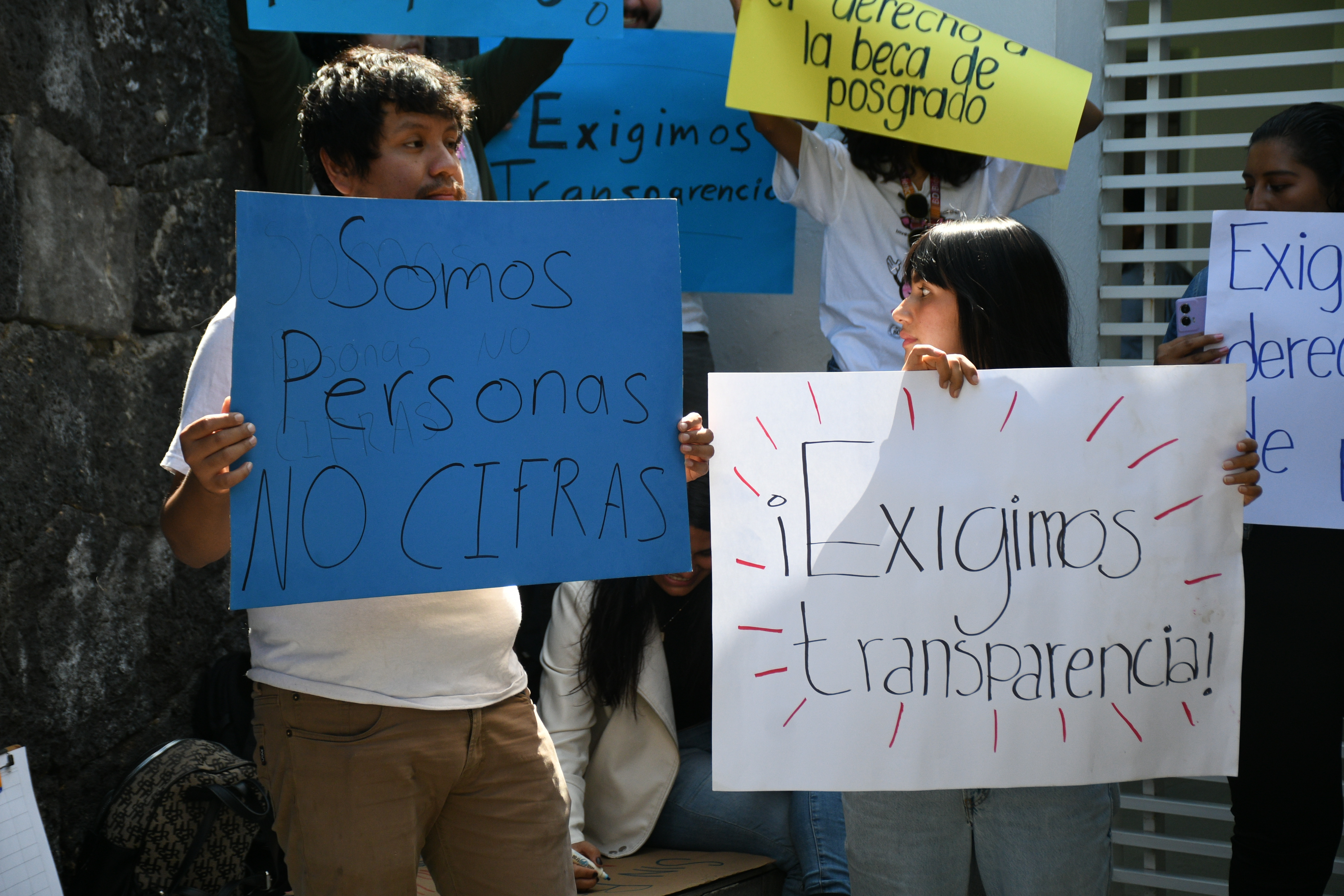 UV promete apoyo parcial a estudiantes sin beca federal; aún sin definir entrega (+VIDEO)