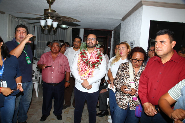Pedro Miguel formaliza triunfo como alcalde electo en Coatzacoalcos; se enfocará en enderezar el barco | VIDEO
