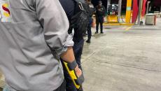 Violento asalto a gasolinera y tienda Oxxo en Oluta deja tres lesionados