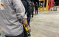 Violento asalto a gasolinera y tienda Oxxo en Oluta deja tres lesionados