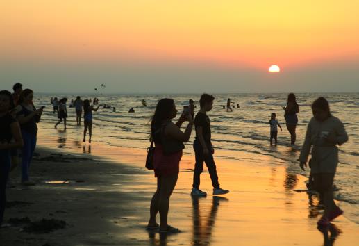¿Cuándo es el solsticio de verano en 2025?
