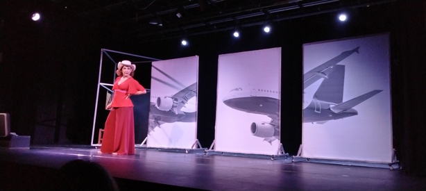 Karina Gidi es profeta en su tierra, Xalapa; con Instrucciones para volar realiza el arriesgado viaje del amar (+VIDEO)