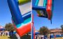 Accidente en festival escolar: castillo inflable vuela con dos niños dentro | VIDEO