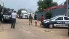 Transportista enfrenta a balazos a sicarios en Acayucan | VIDEO