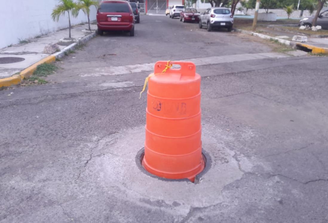 Alertan por fuga de aguas negras en el fraccionamiento Hípico