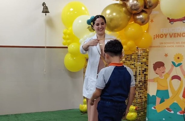 ¡Tocaron la campana! siete menores vencen el cáncer en el IMSS Veracruz Norte