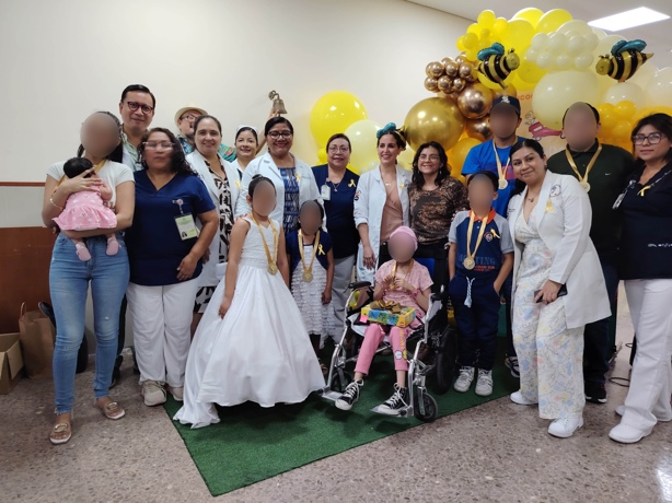 ¡Tocaron la campana! siete menores vencen el cáncer en el IMSS Veracruz Norte