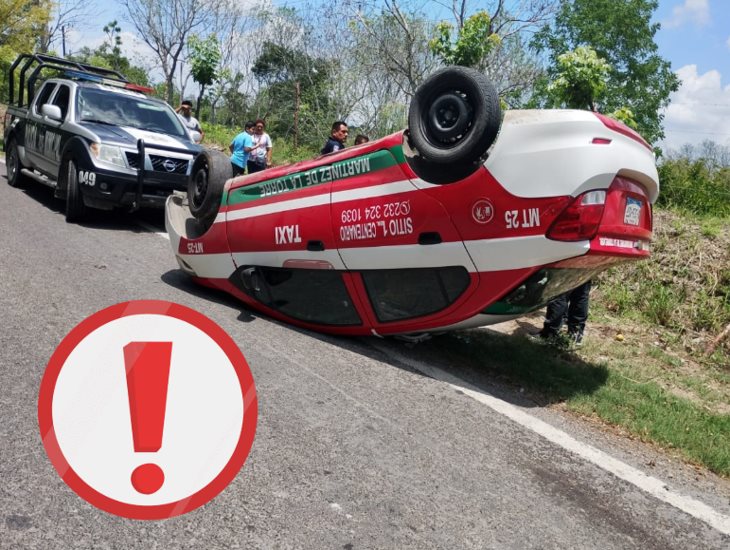 Se registra volcadura de taxi en la carretera Misantla–Martínez de la Torre (+Video)