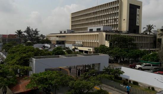 Canaco pide atención a falta de aires acondicionados el IMSS en Veracruz