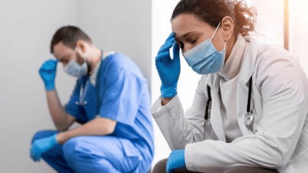 LA CRISIS DEL SECTOR SALUD
