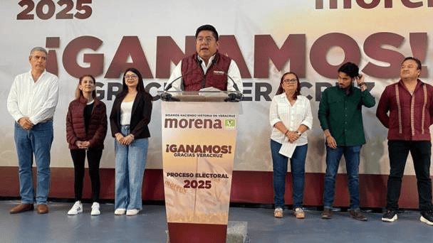 O ESTÁN EN MISA O EN PROCESIÓN; LEGISLADOR@S Y ALCALDES ELECT@S