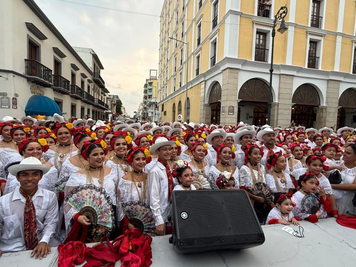 Se llevó a cabo la actividad cultural ´Qué todos bailen su son´, en la avenida Independencia