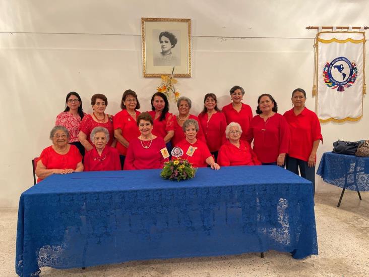 Socias de la MRP Coatepec realizan el evento benéfico ´Tarde de Lotería´