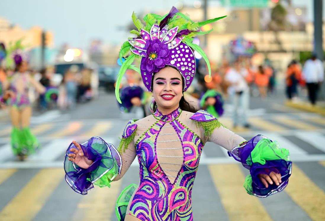 Carnaval de Veracruz 2025: ¿Cuánto cuesta ir desde la CDMX en avión por 5 días?