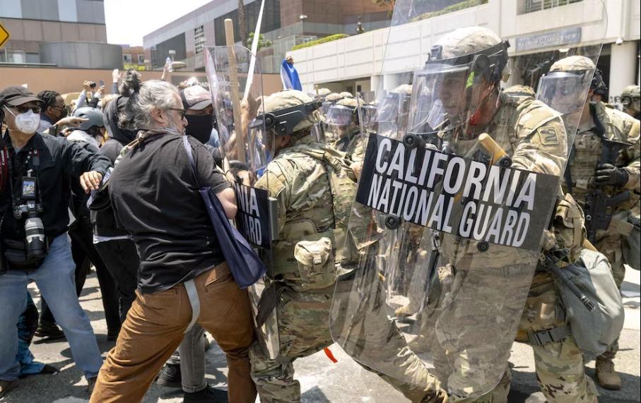 California demanda a Trump por desplegar de manera "ilegal" a la Guardia Nacional