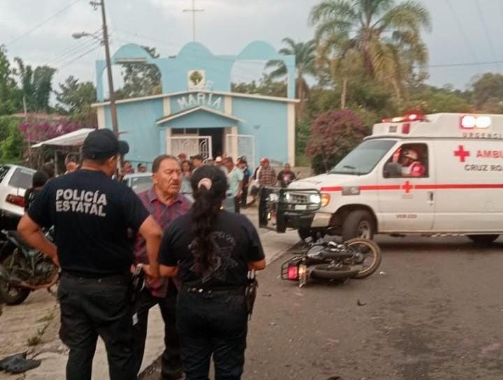 Fuerte choque en Sochiapa deja tres heridos, uno de gravedad