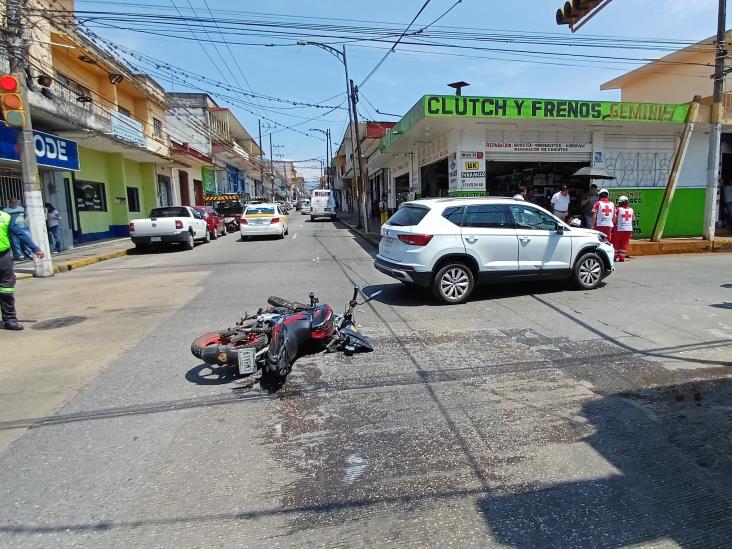 Choque en el centro de Córdoba deja una mujer herida