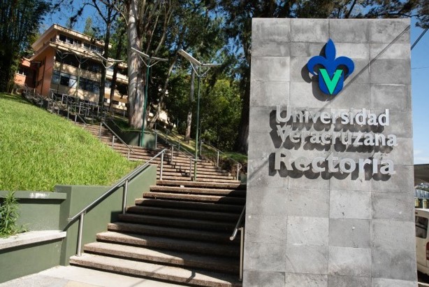 Ante consulta sobre rector Martín Aguilar junta de gobierno UV denuncia intimidación; integrante podría renunciar