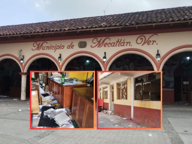 Ayuntamiento de Mecatlán sigue vandalizado; ¿quién se hace responsable?