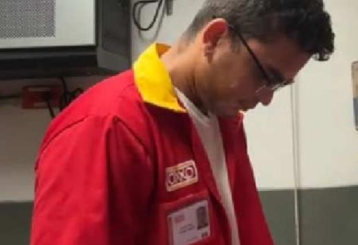 Daniel Ruenes: De actor de televisión a empleado de tienda de conveniencia en México
