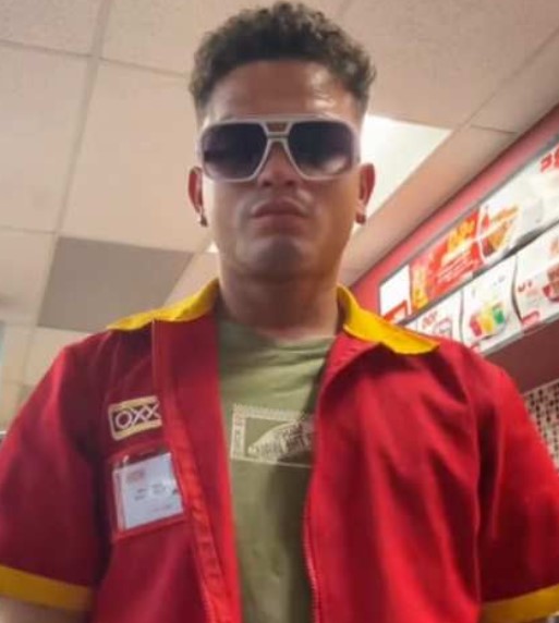 Daniel Ruenes: De actor de televisión a empleado de tienda de conveniencia en México