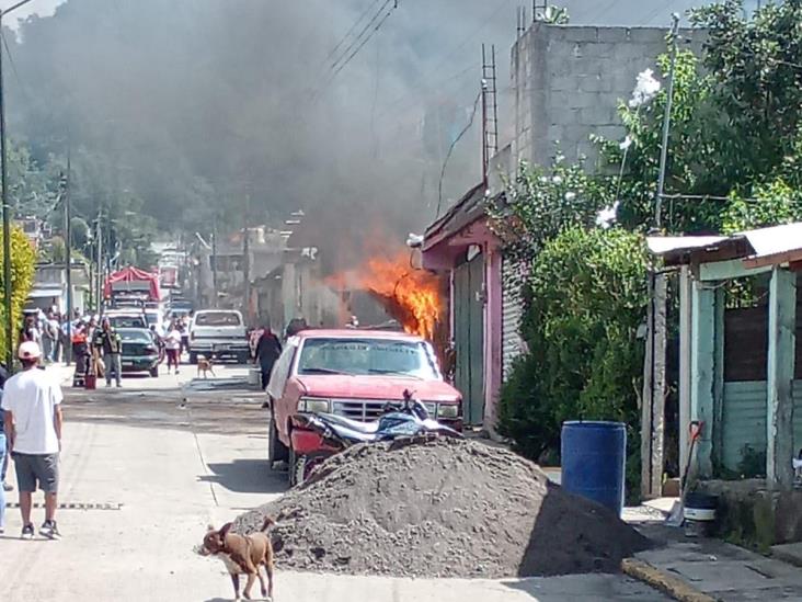 Incendio en La Perla consume vivienda de madera