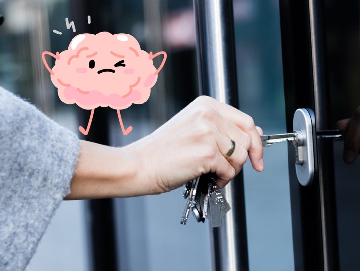 ¿Te ha pasado? Esto significa revisar si cerraste bien la puerta, según la psicología