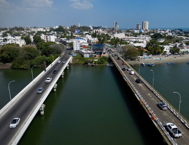 Rocío Nahle confirma labor de gestiones para construcción de puente Boca del Río-La Riviera