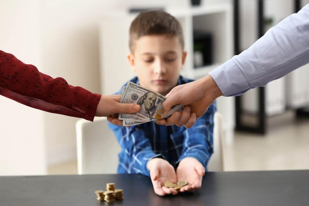 A horas del Día del Padre 2025 reclaman a padres veracruzanos incumpliendo de obligaciones alimentarias