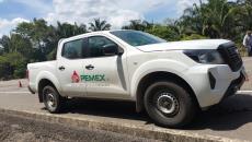 Aseguran camioneta de Pemex tras violento robo en Agua Dulce