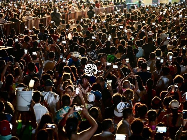 Salsa Fest 2025: Grupo Niche hace vibrar, gozar y bailar a Boca del Río en inauguración l FOTOS Salsa Fest 2025: Grupo Niche hace vibrar, gozar y bailar a Boca del Río en inauguración l FOTOS