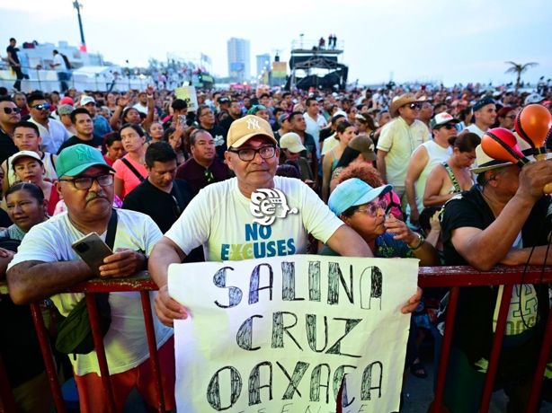 Salsa Fest 2025: Grupo Niche hace vibrar, gozar y bailar a Boca del Río en inauguración l FOTOS Salsa Fest 2025: Grupo Niche hace vibrar, gozar y bailar a Boca del Río en inauguración l FOTOS