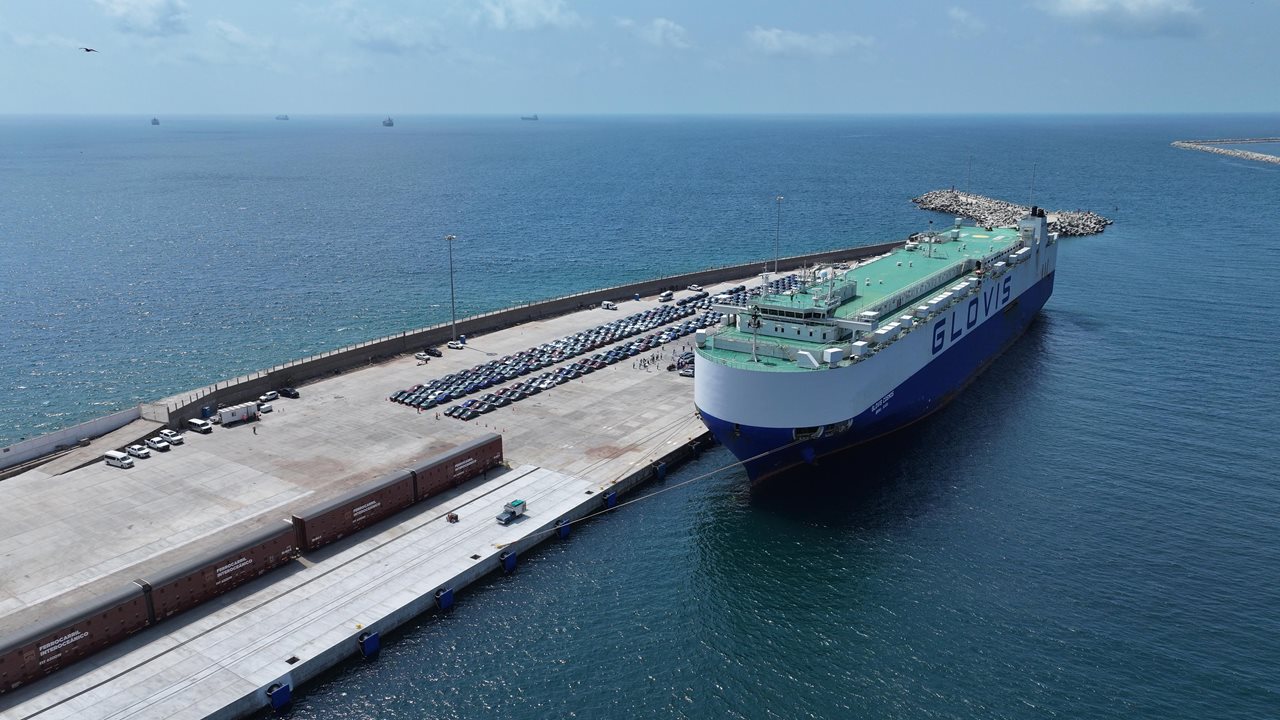 Corredor Interoceánico del Istmo ya opera: conecta océanos y impulsa al sureste