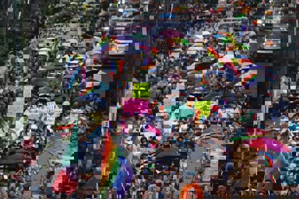 Marcha LGBTTTI en Xalapa con mensaje de orgullo y resistencia