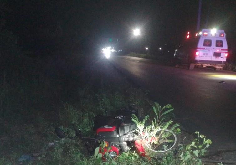 Motociclista pierde la vida en accidente sobre carretera Cosamaloapan-Carlos A. Carrillo