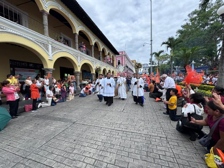 Concluye operativo por aniversario de la Diócesis de Córdoba; se atendió a unos 35 feligreses